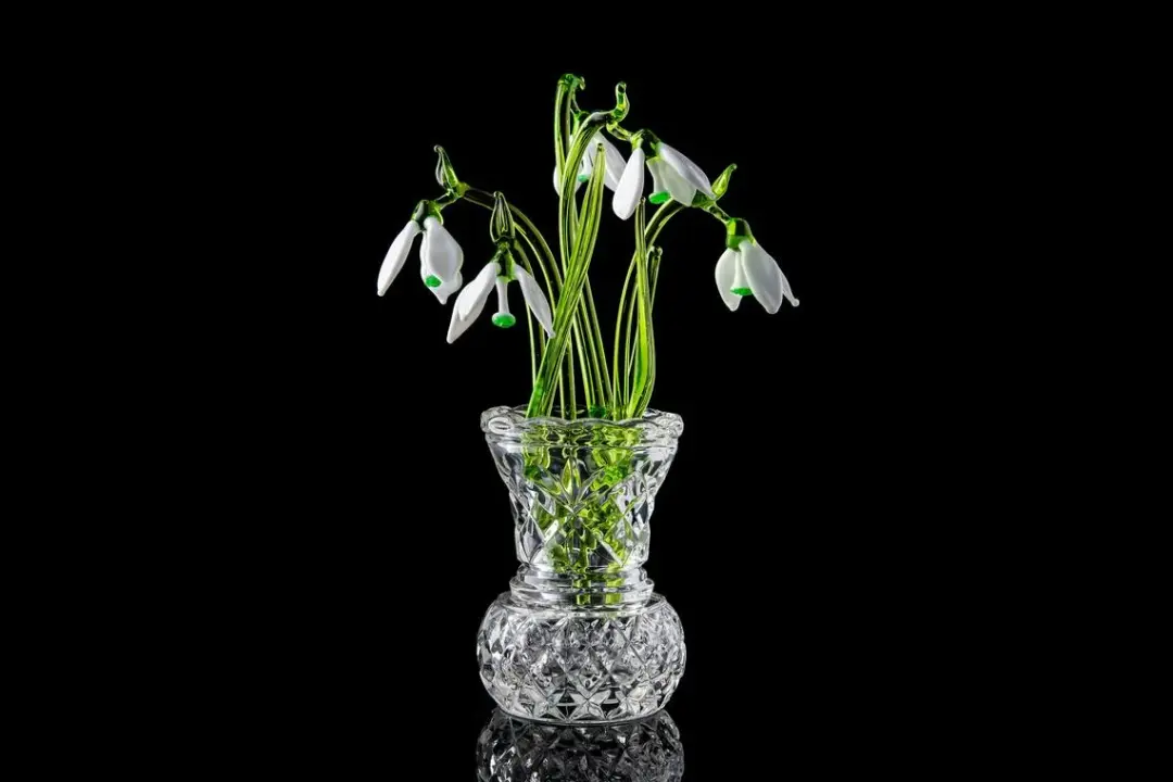 Snowdrop Glass Bouquet In Cut Crystal Vase | Murano Inspired