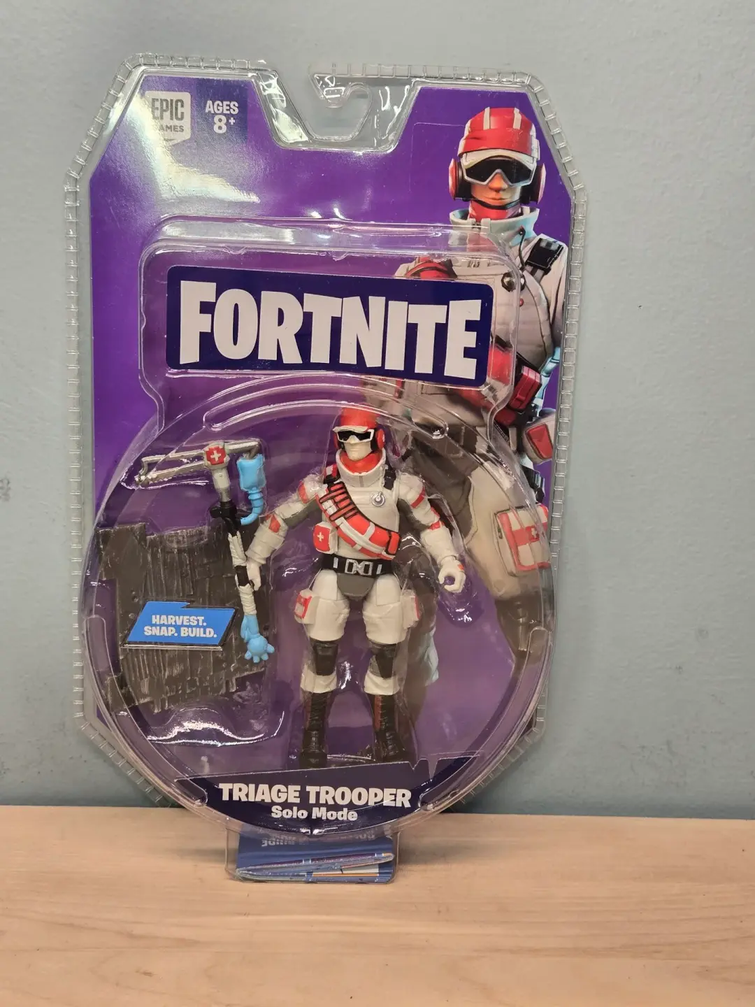 Fortnite Triage Trooper Solo Mode 4" Action Figure — Jazwares Series 3, Sealed