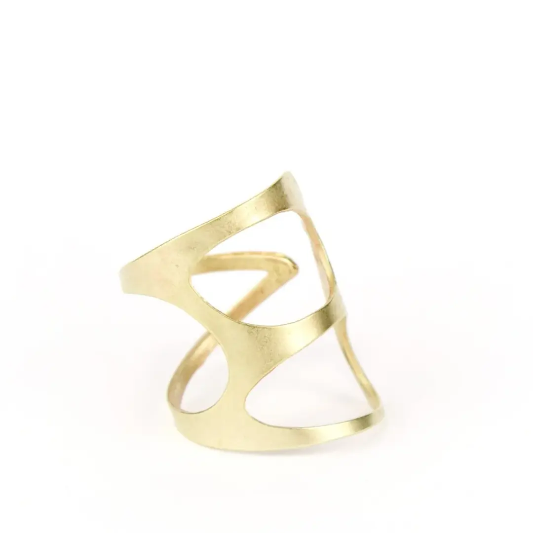 Organic Triangle Ring