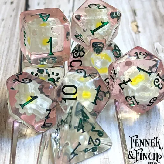 Sunset Lily Dice Set – 8-Piece with Faux Flowers | Fennek & Finch