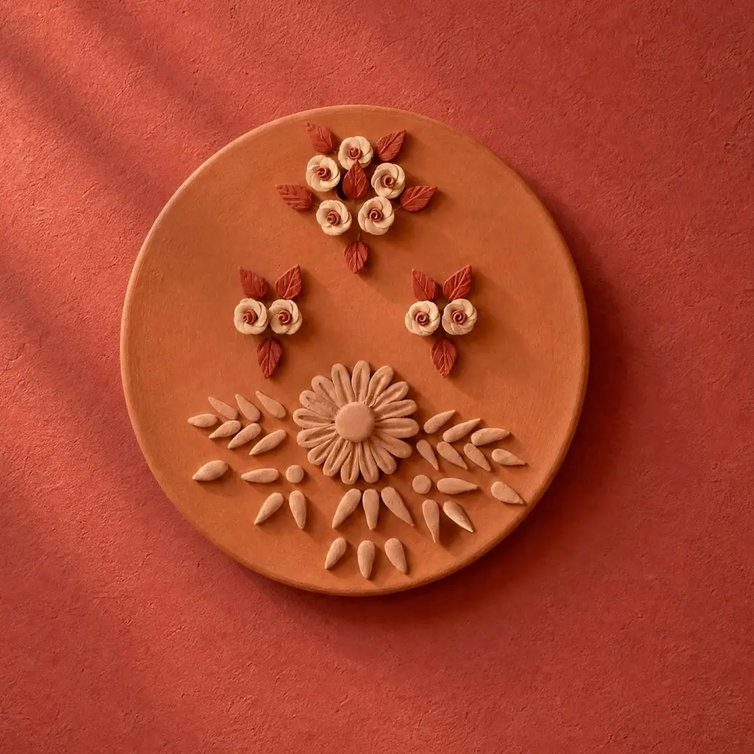 Florecitas Barro Pigmentado Clay Wall Art