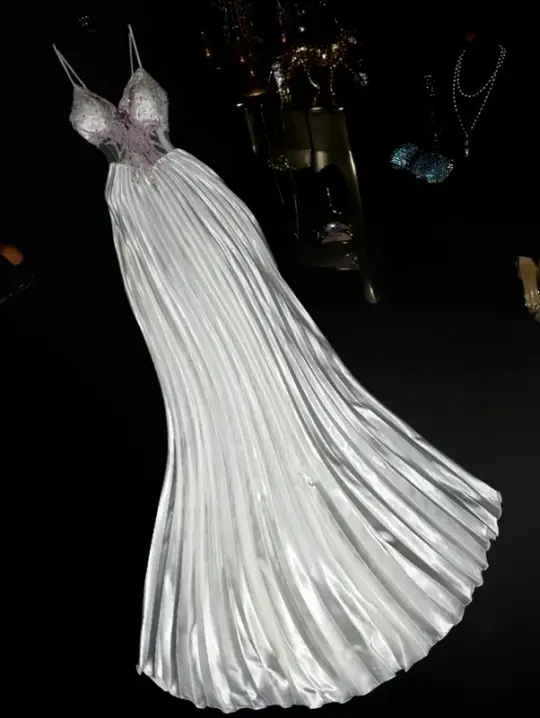 White halter-neck rhinestone-embellished fitted long ball gown R6905
