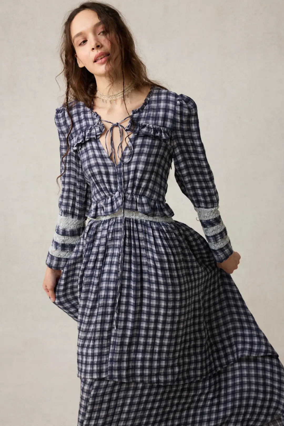 Rosewood 17 | Lace Linen Dress Gown