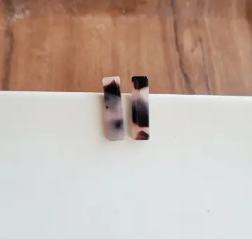 Acetate Bar Studs