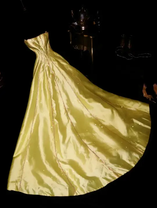 Yellow strapless fitted long ball gown R6984