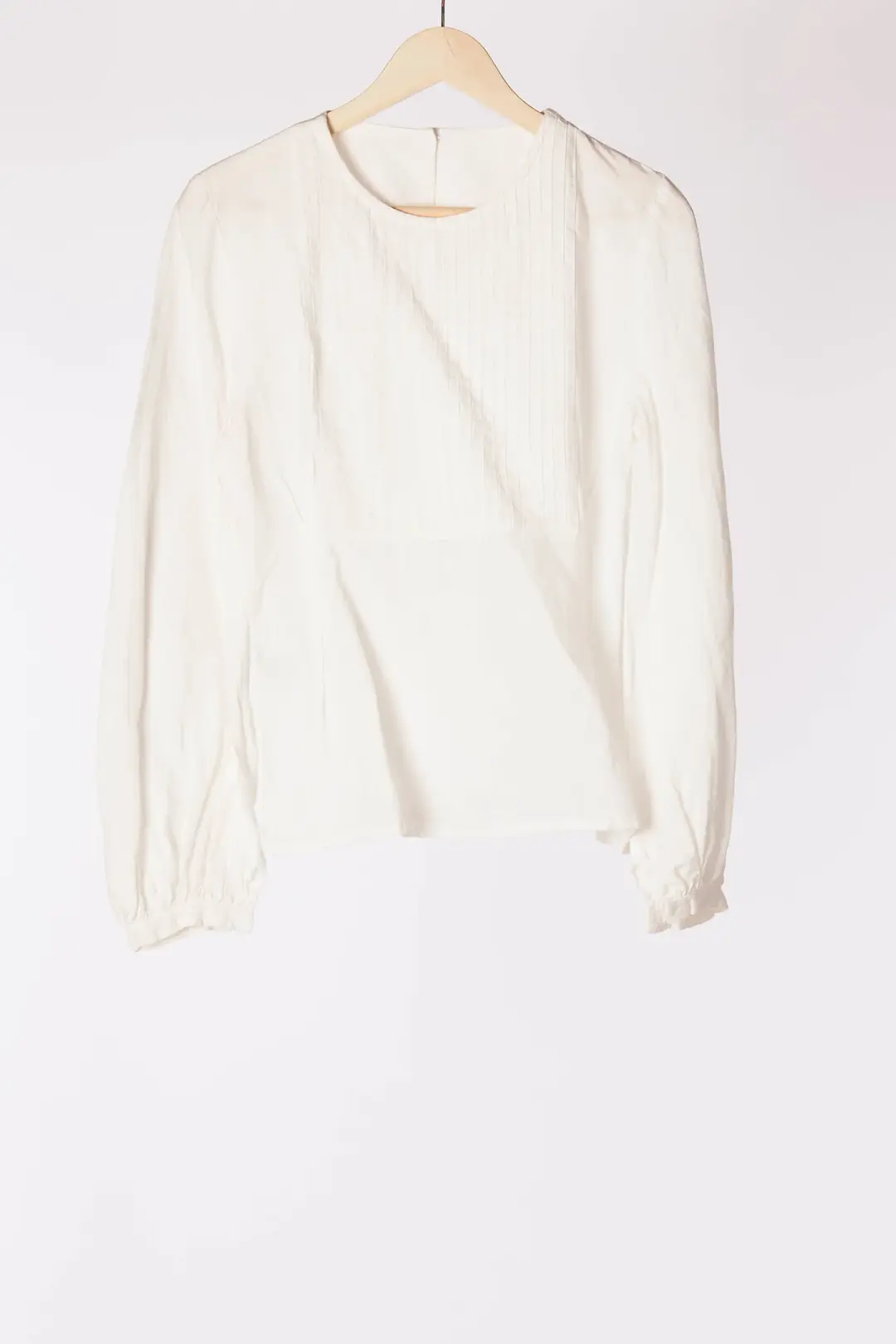 Scarlet Shirt, Long Sleeve, White Magnolia