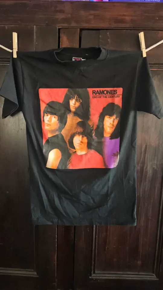 Ramones end of Century chaser brand t-shirt, S