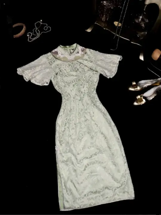 Light green floral print fitted midi ball gown R6859