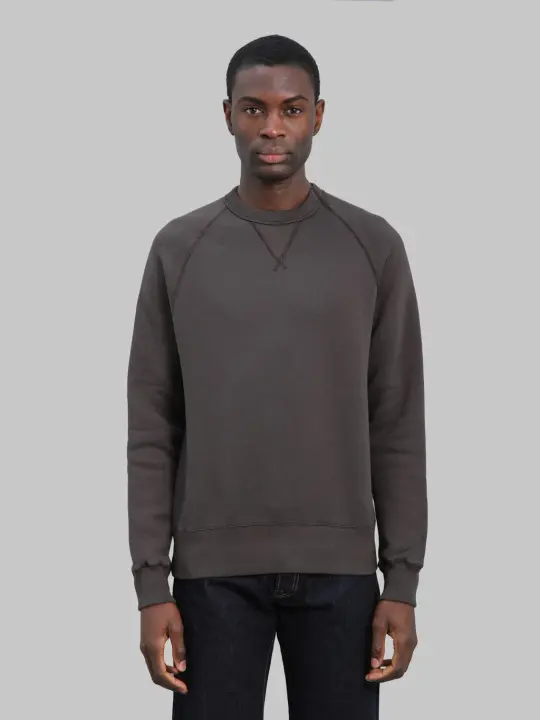 Loop & Weft Super Fluffy Knit Raglan V-Gusset Crewneck Sweatshirt Classic Black