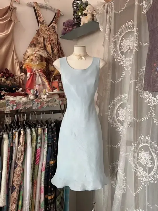 Light Blue Sleeveless Waist-Cinched Slim-Fit Midi-Length Ball Gown R7440