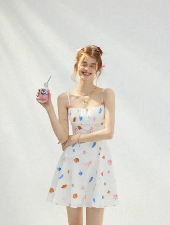 Dreamy sugar-coated floral dress French suspender skirt holiday wear short skirt skirt female summer R3426