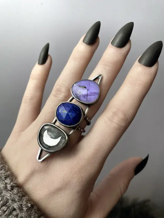 Triple Stone Statement Glow Ring - Size 7.5