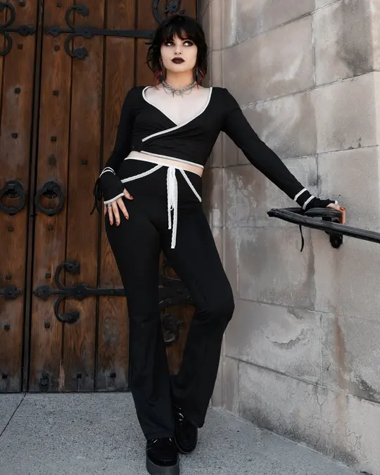 Noir Sculpt Yoga Pants PRE-ORDER