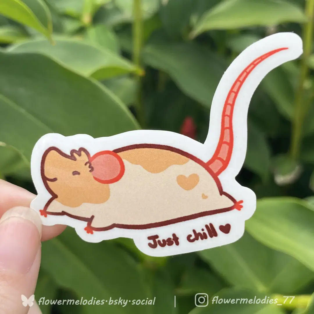 Just chill rat sticker - Two tone cream