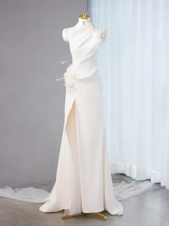 White halter-neck, fitted waist, sexy long ball gown/bridal dress R9019