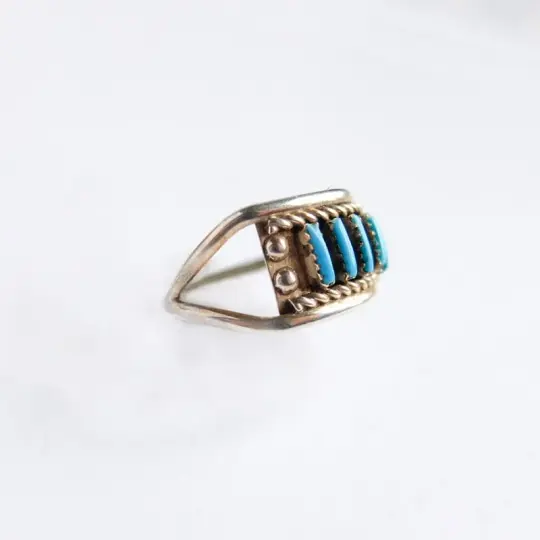 Wide Silver Needlepoint Turquoise Ring Size 9.75