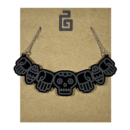 coatlicue / necklace / black