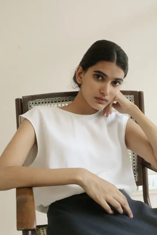 ARYA - NATURAL WHITE