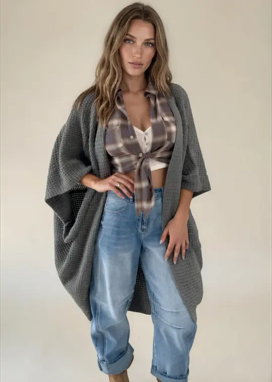 Hedda Sweater in Heather Gray
