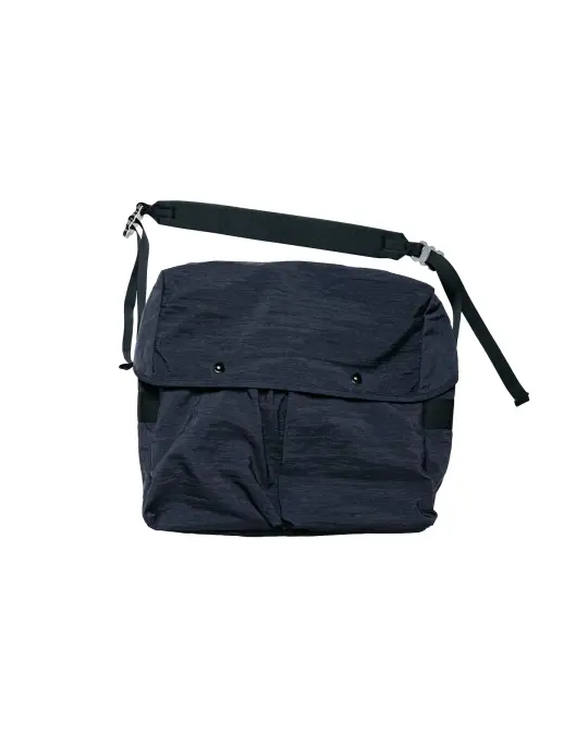 MAN-TLE R21G2 Snap Messenger Monitor Nylon