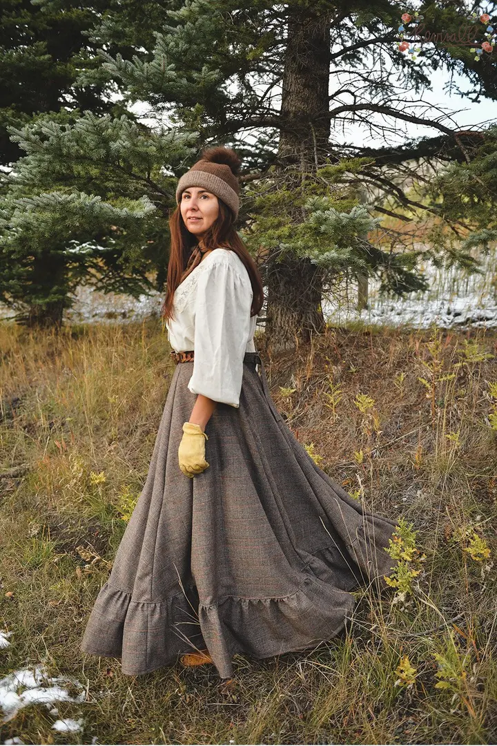 Wool White Bear Skirt in Countryside Tweed-2XL