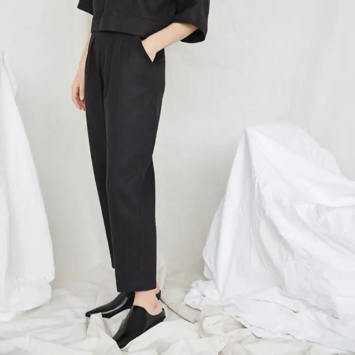 Terre Sauvage Pants in Black