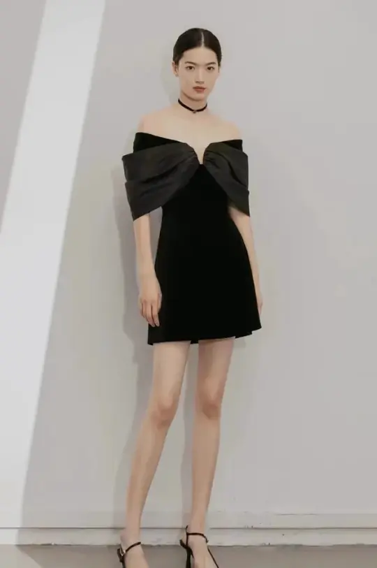 French black satin one shoulder style slimming banquet party short dress, homecoming dress R2987