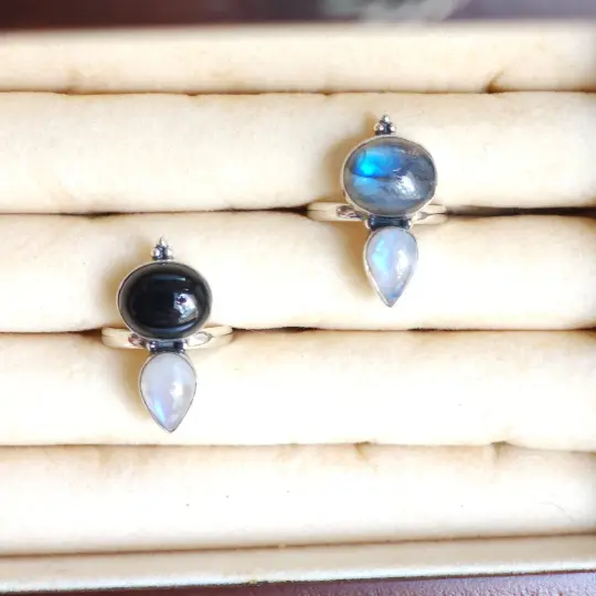 Harmonie - Two-stone Moonstone Ring in Sterling Silver