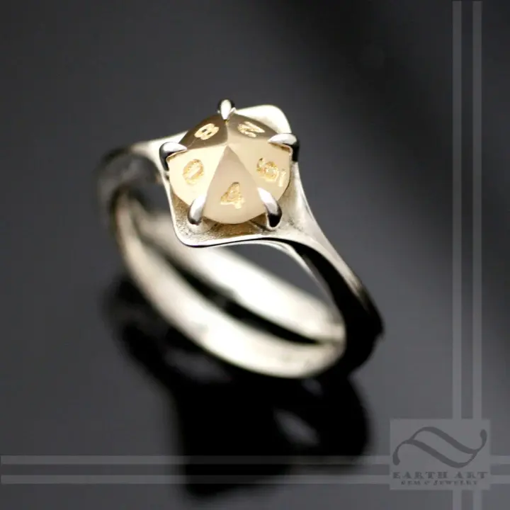D10 Engagement ring in Mixed Metals - Sterling silver and 14k gold