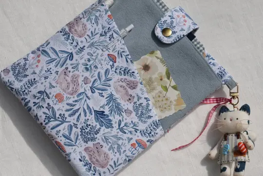 Blue Woodland Squirrels｜Book & Journal Sleeve with Pocket (Charms Sold Separately)