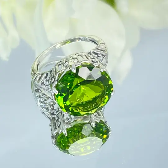 Peridot Ring, Size 7.5, Romantic Gothic Jewelry #D123 - Ready to Ship
