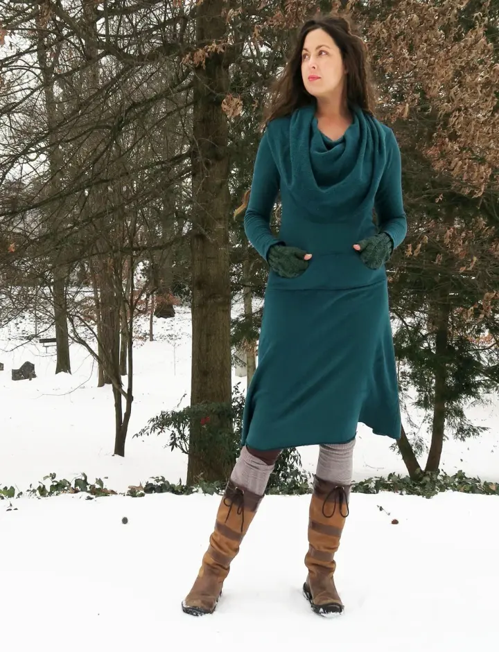 Super Cowl Darjeeling Simplicity Below Knee Dress