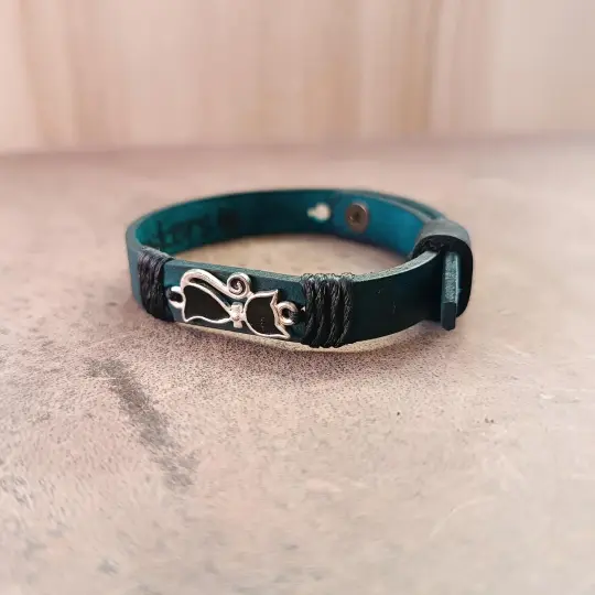 Whispering Shadows Black Cat Bracelet | Mystical Intuition Leather Cuff