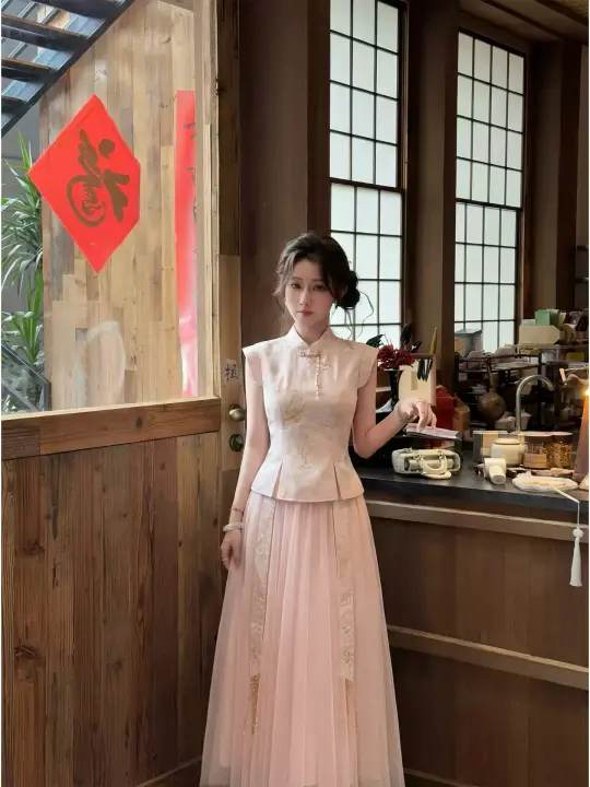 Chinese Embroidered Cheongsam Tulle Dress R9116