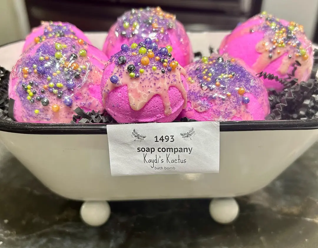 1493 BATH BOMBS