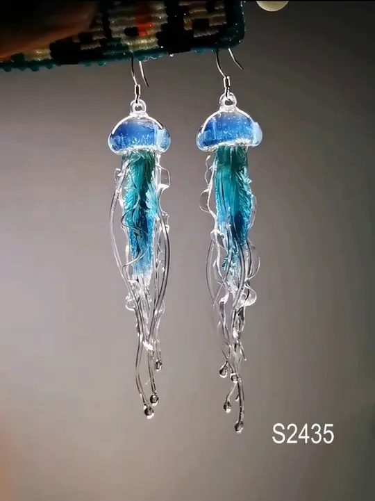 jellyfish resin earring