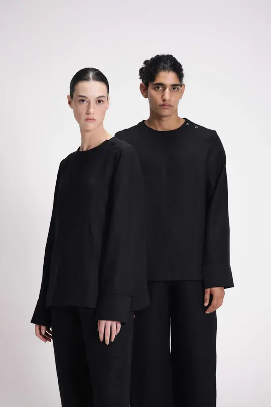LINEN FULL-SLEEVE TOP