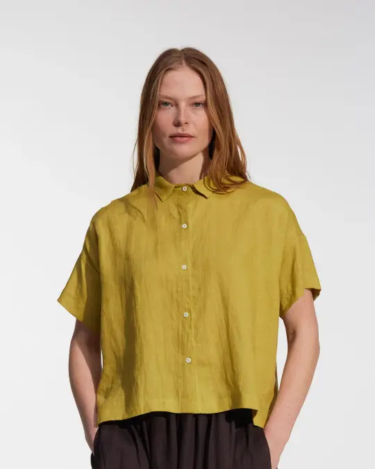 Cropped Linen Blouse No.24 in Apple