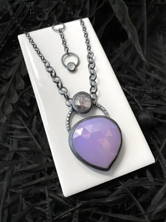 Lilac Lost Light Pendant