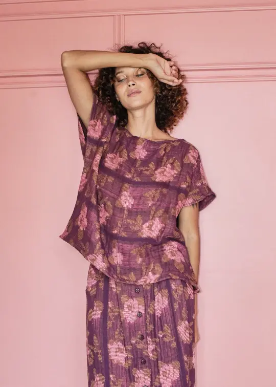 reese tee | fall 26 | ruby centerpiece