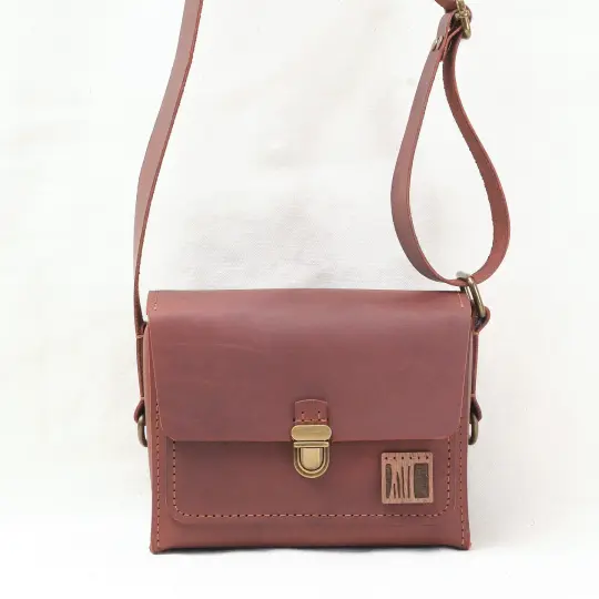 Chunky Small Scout in vintage reddish brown