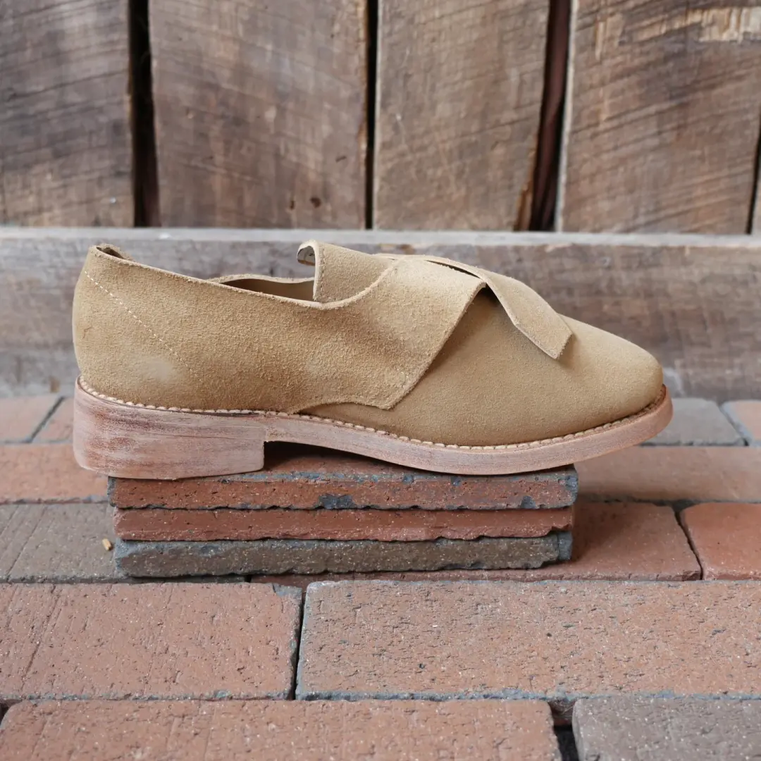 Ladies' Buckle Shoes - Barbara - Size 6.5 or 10