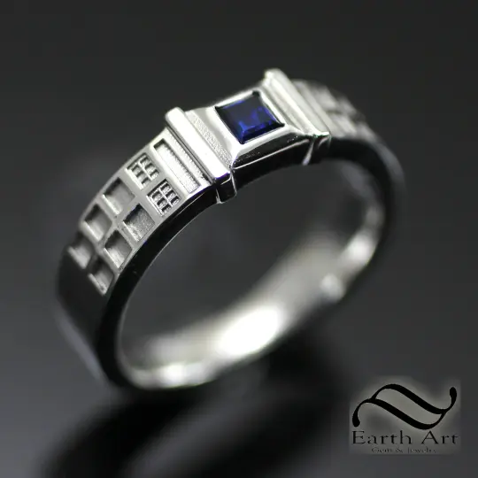 Petite Tardis Ring with Square Sapphire