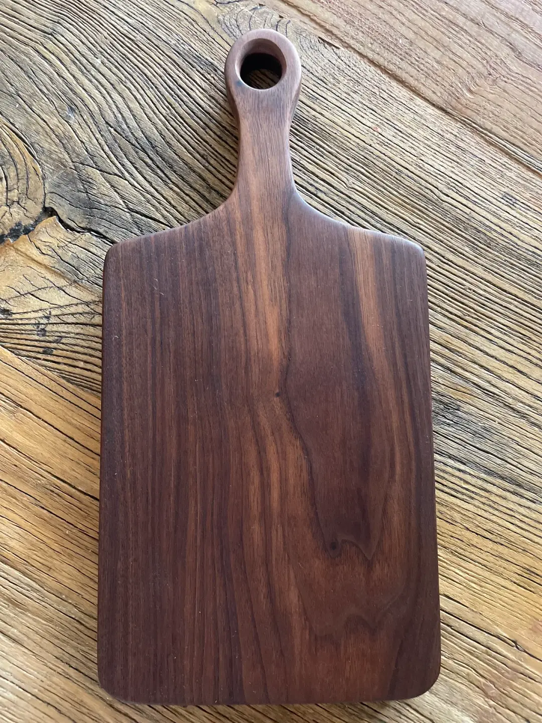 24H111 - Small Solid Walnut Handle Board