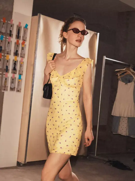 Yellow Floral Ruffle Cami Mini Dress With Bow Detail And Bodycon Fit R9290