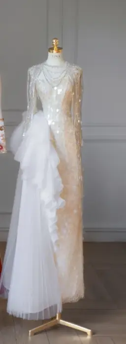 Light Pink Long-Sleeve Sequin Fitted-Waist Slim-Fit Elegant Long Prom Gown / Bridal Gown R5911