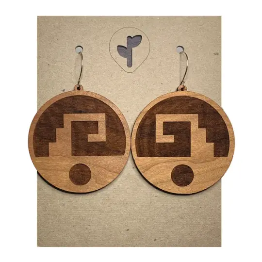 chimalli II / earrings / cherry