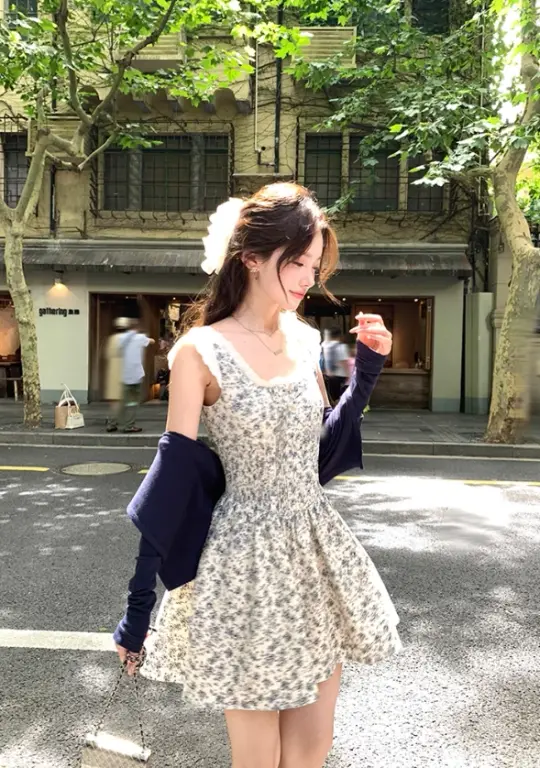 Square neck waist floral suspender dress for women summer French style temperament skirt R4696