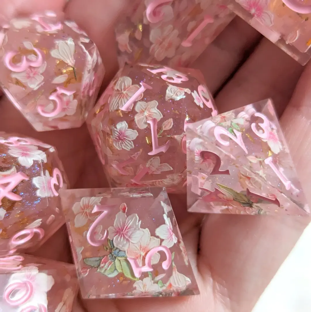 Cherry Blossom Dice Set – 8-Piece Pink Floral DnD Dice with Crystal D4 | Fennek & Finch