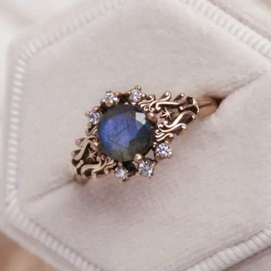 Nimue Ring